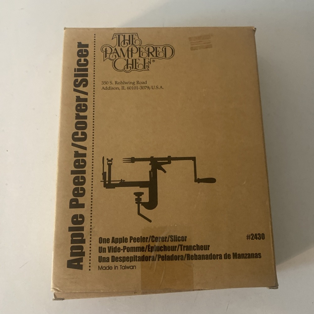 Pampered Chef Apple Corer Peeler Slicer 2430